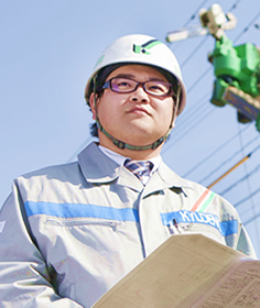 写真:情報システム工学科2007年卒業 西原 俊良さん