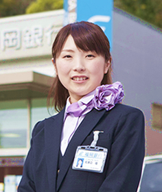 写真:システムマネジメント学科 2011年卒業 石原口 瞳さん