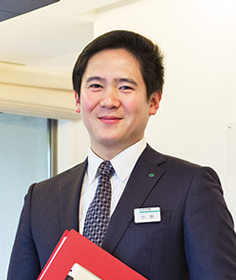 写真:社会環境学科2008年卒業 中野 康晴さん