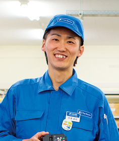 写真:電気工学科 2004年卒業 仲渡 由征さん